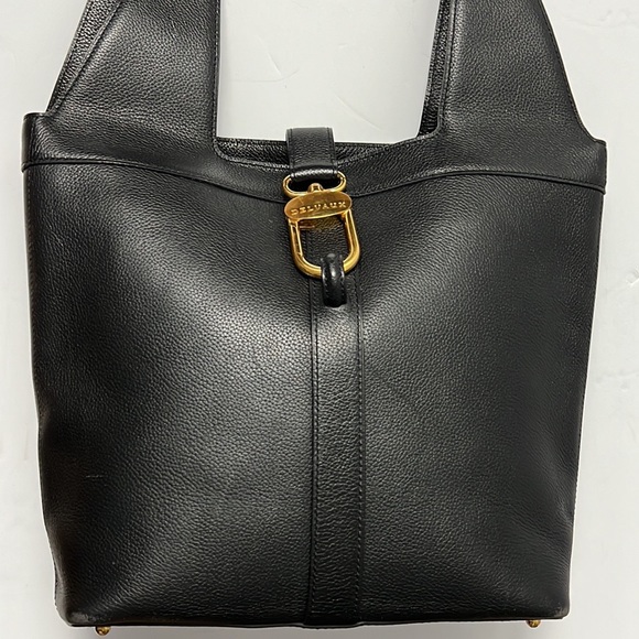 Delvaux Luxury leather shoulder bag - Picture 14 of 17